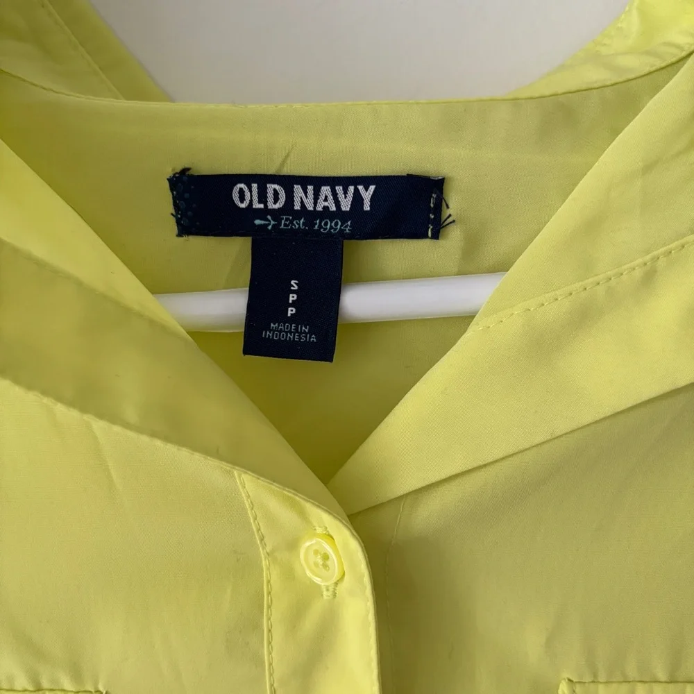 OLD NAVY women’s Button-Up Blouse – Size S, Neon Yellow - Picture 4 of 8